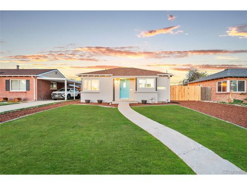 3630 Magnolia St, Denver, CO, 80207-1407 | Card Image