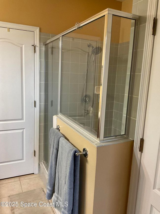 205 - 1065 Venetian Dr, Condo with 3 bedrooms, 2 bathrooms and null parking in Melbourne FL | Image 18