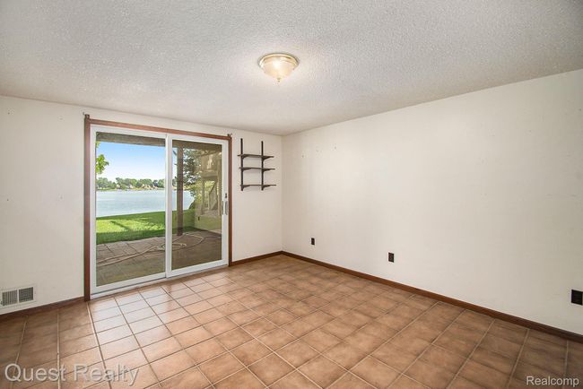 Lower Level Bedroom | Image 29