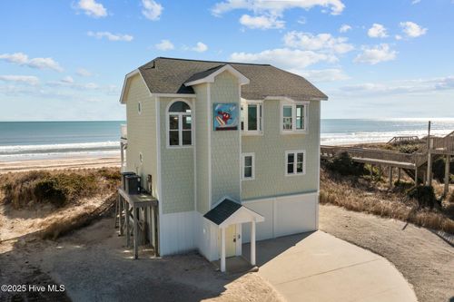 3850 Island Dr, N Topsail Beach, NC, 28460-8208 | Card Image