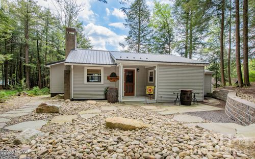 98 S Railroad Bed Ln, Laporte, PA, 18626 | Card Image