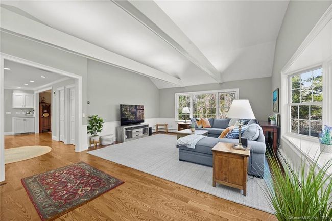 5 Holly Pl, House other with 4 bedrooms, 3 bathrooms and null parking in Wilton CT | Image 14