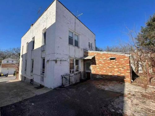 55-15 134th St, Flushing, NY, 11355-5119 | Card Image