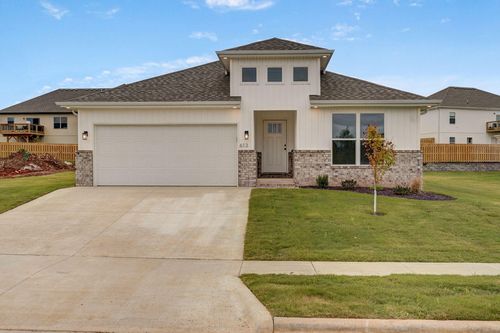 613 N Baywood Dr, Nixa, MO, 65714-4273 | Card Image