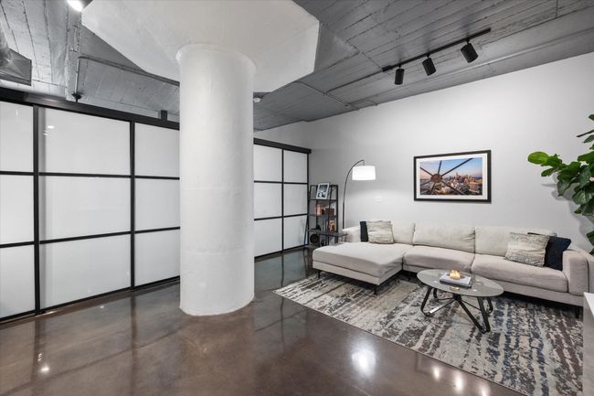 APT-418 - 1122 Jackson St, Condo with 2 bedrooms, 1 bathrooms and null parking in Dallas TX | Image 21