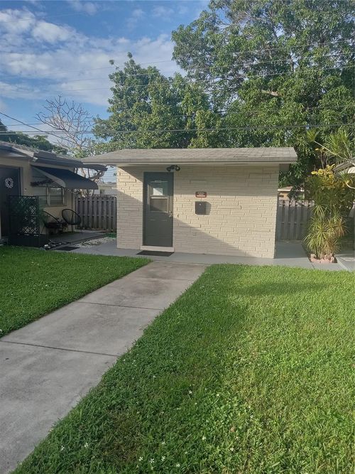 apt-9-2901 Jackson St, Hollywood, FL, 33020-4754 | Card Image