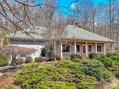 523 Brandywine Rd, Waynesville, NC, 28786-7053 | Card Image