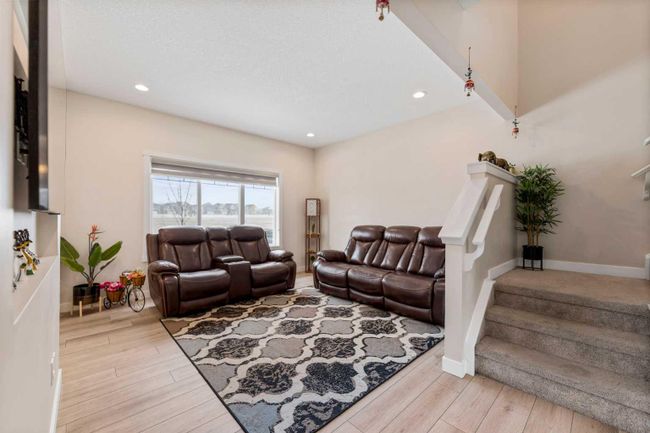 344 Bayview Street Sw, Home with 4 bedrooms, 3 bathrooms and 2 parking in Airdrie AB | Image 6