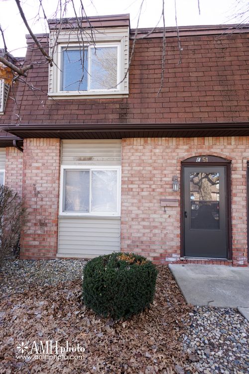 e51-1119 Curtis Ave, Kankakee, IL, 60901-4589 | Card Image