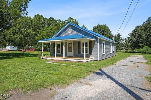 109 Mason St, Erwin, NC, 28339-2901 | Card Image