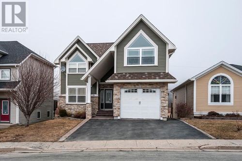 24 Regiment Rd, Saint Johns, NL, A1A6B5 | Card Image