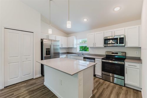 5611 Nymph Ave, NORTH PORT, FL, 34288-4742 | Card Image