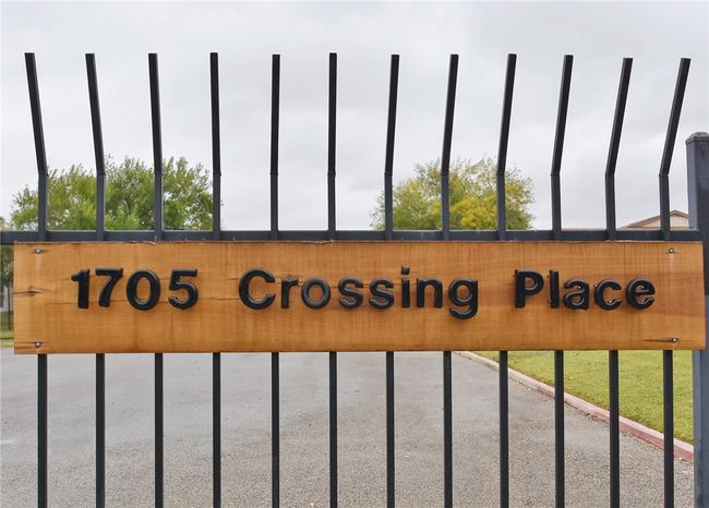 APT-112 - 1705 Crossing Pl, Condo with 2 bedrooms, 2 bathrooms and 2 parking in Austin TX | Image 4