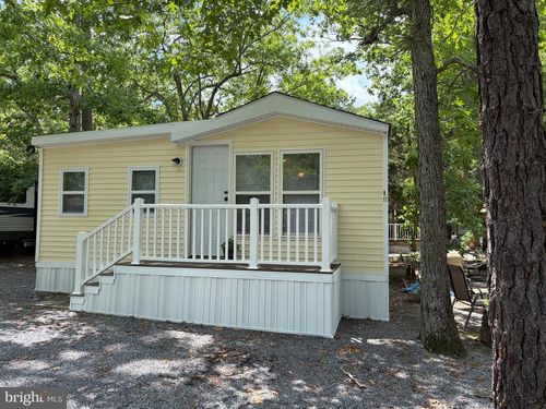 b17-515 Corsons Tavern Rd, Ocean View, NJ, 08230-1671 | Card Image
