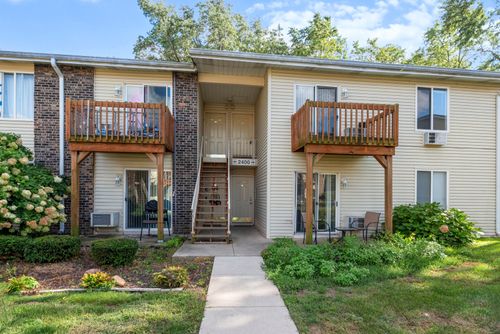 apt-212-2400 Light Rd, Oswego, IL, 60543-9218 | Card Image