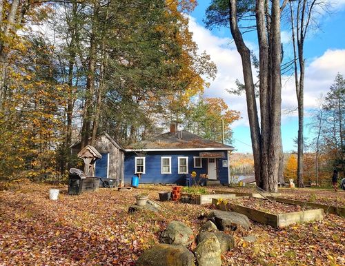 144 Norwich Lk, Huntington, MA, 01050-9735 | Card Image