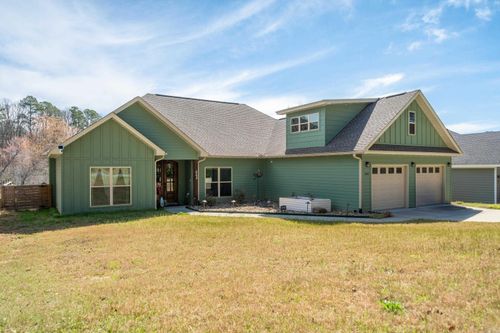 664 Hiram Dr, Bauxite, AR, 72011-8035 | Card Image