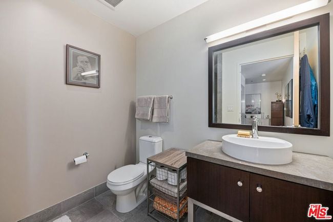 APT-1215 - 1100 S Hope St, Condo with 1 bedrooms, 2 bathrooms and 2 parking in LOS ANGELES CA | Image 12