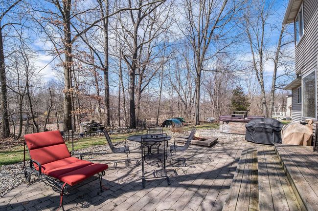 7926 Forest Creek Ct, House other with 3 bedrooms, 3 bathrooms and null parking in Whitmore Lake MI | Image 17