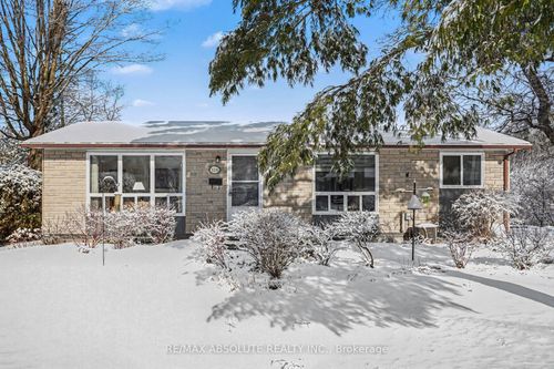 126 Ida St N, Arnprior, ON, K7S3J3 | Card Image