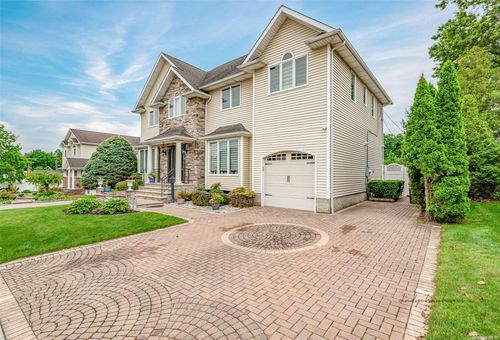 156 Haypath Rd, Old Bethpage, NY, 11804-1453 | Card Image