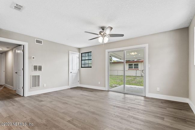 729 Sailfish Dr, Home with 3 bedrooms, 2 bathrooms and null parking in Atlantic Beach FL | Image 13
