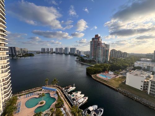 1605-3530 Mystic Pointe Dr, Aventura, FL, 33180-4541 | Card Image