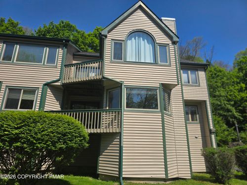 338 Hollow Rd, East Stroudsburg, PA, 18302-8569 | Card Image