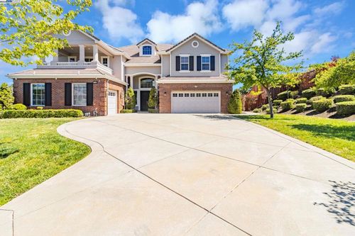 548 Wycombe Ct, San Ramon, CA, 94583-9101 | Card Image