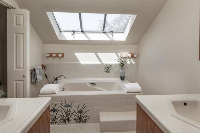 13902 Malcom Ave, House other with 6 bedrooms, 4 bathrooms and 2 parking in Saratoga CA | Image 20