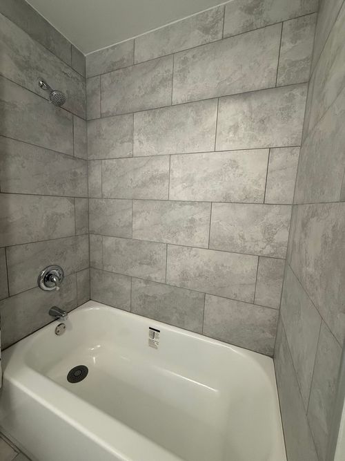 1530 N 39th Ave, Stone Park, IL, 60165-1154 | Card Image