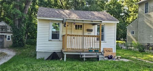 1223 S Delaware Ave, Independence, MO, 64055-1123 | Card Image