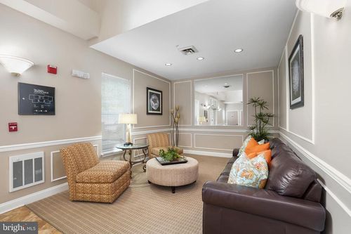 4-201-101 Watkins Pond Boulevard, ROCKVILLE, MD, 20850 | Card Image