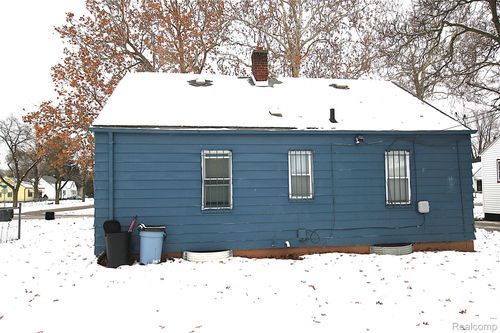 2713 Brownell Blvd, Flint, MI, 48504-2786 | Card Image