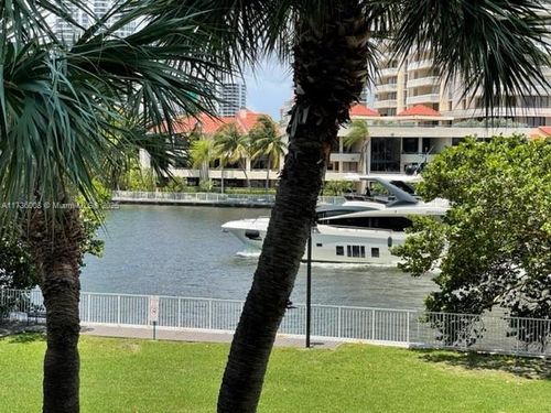 apt-219-19390 Collins Ave, Sunny Isles Beach, FL, 33160-2229 | Card Image