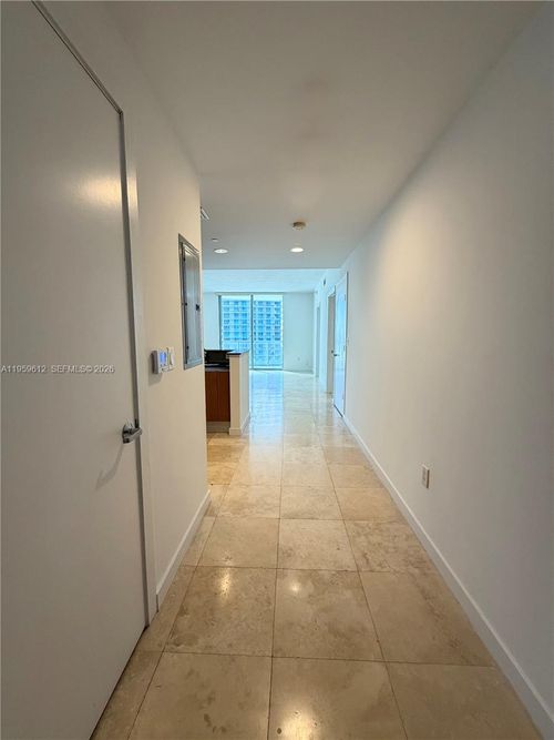 apt-2113-1060 Brickell Ave, Miami, FL, 33131-3921 | Card Image