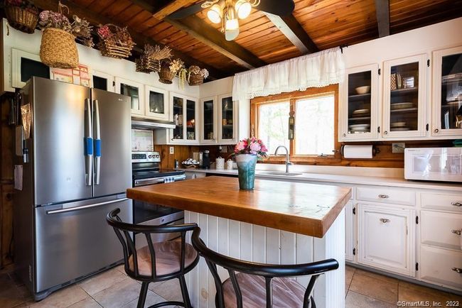 69 Scott Rd, House other with 3 bedrooms, 2 bathrooms and 8 parking in East Lyme CT | Image 20