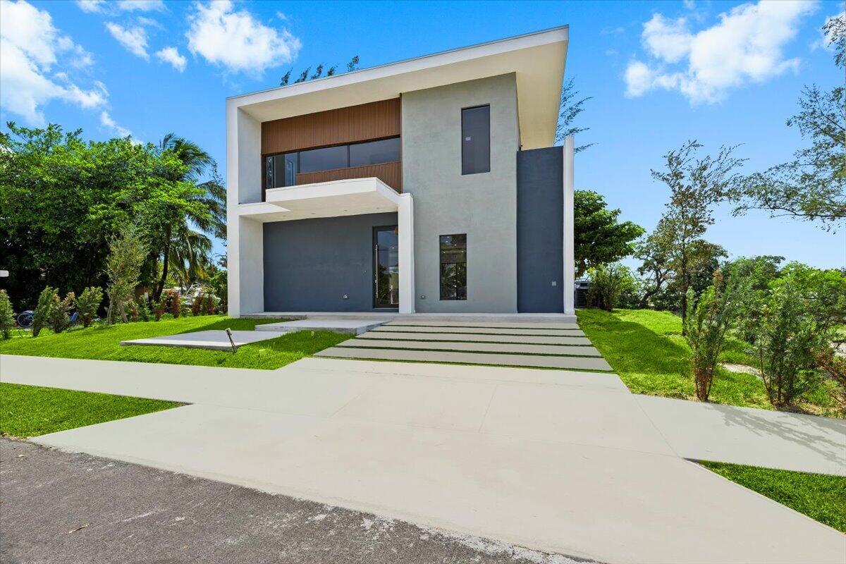 Residential in Dania Beach