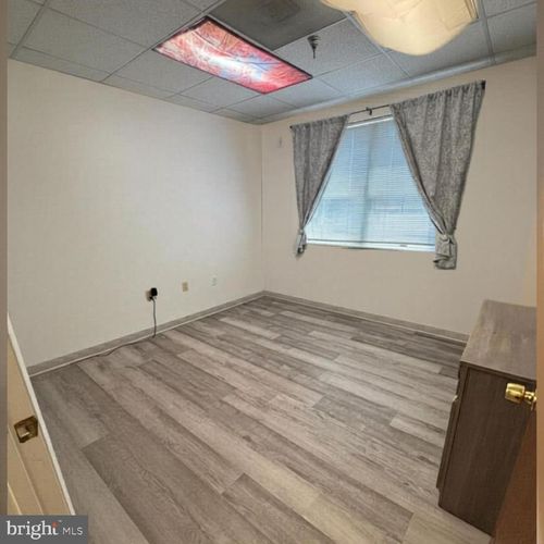 223-9375 Chesapeake St, LA PLATA, MD, 20646-3654 | Card Image