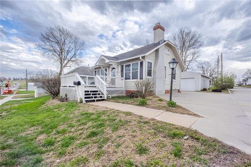 106 Us 136 E Highway, Rock port, MO, 64482 | Card Image