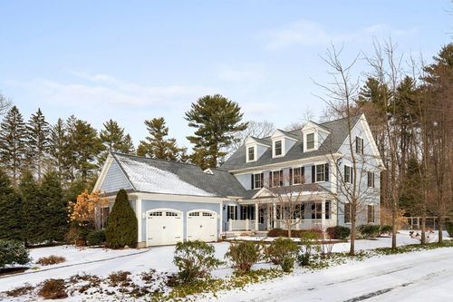 127 Shade St, Lexington, MA, 02421-7724 | Card Image