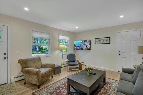 38 Woodridge Rd, Hampton Bays, NY, 11946-2719 | Card Image