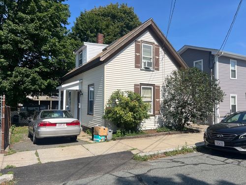 70 Chase St, Beverly, MA, 01915-3324 | Card Image