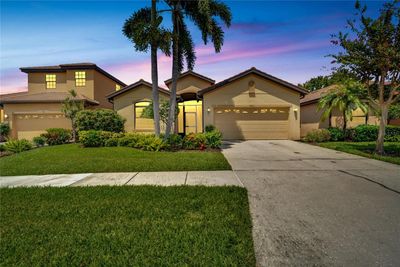 5804 Hidden Falls Lane, House other with 3 bedrooms, 2 bathrooms and null parking in Apollo Beach FL | Image 2