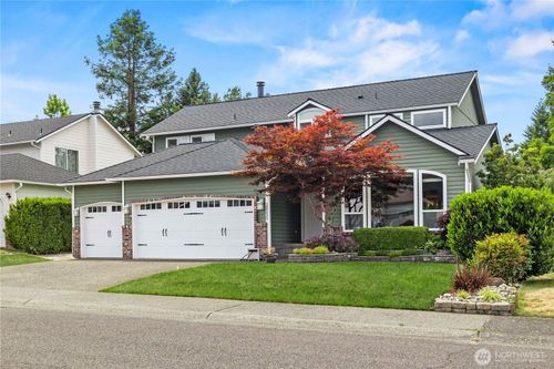 28035 232nd Pl Se, Maple Valley, WA, 98038-8164 | Card Image