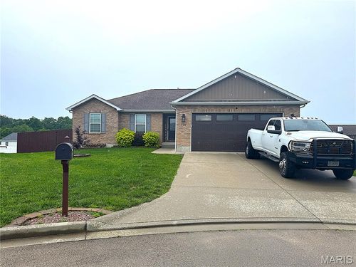 716 Greenfield Ct, Farmington, MO, 63640-7879 | Card Image