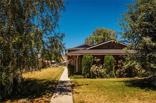 217 E I Street, Tehachapi, CA, 93561 | Card Image
