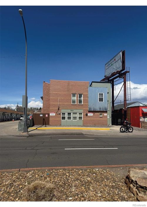 7011 W Colfax Ave, Lakewood, CO, 80214-5374 | Card Image