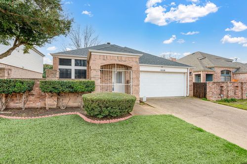 1828 Realistic Ct, Bedford, TX, 76021-4653 | Card Image