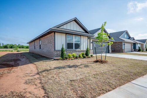 10657 Sw 18th Street, Yukon, OK, 73099 | Card Image